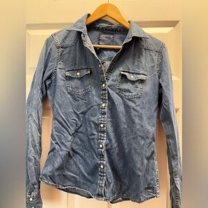 American Eagle Outfitters Blue Denim Button-Down Shirt